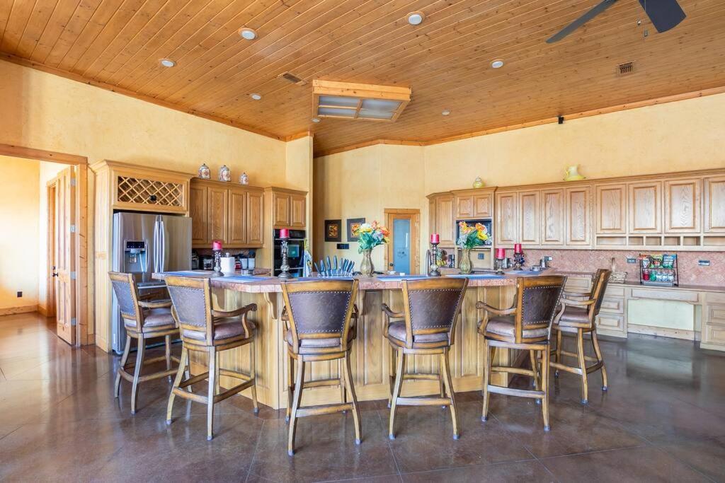 Texas Ranch House With 5 Bedroom And Fish Pond Dallas Exterior foto